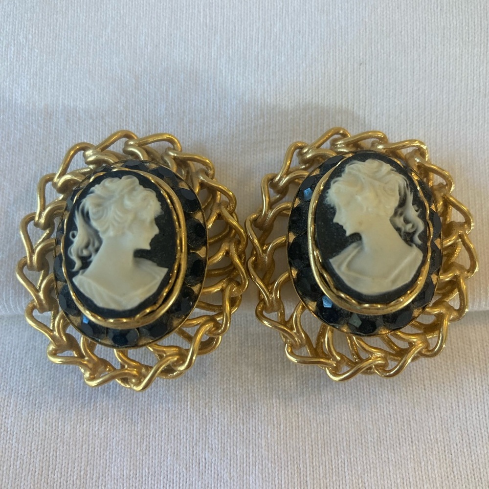 Olala Signed Cameo Ornate Vintage Clip on Earrings